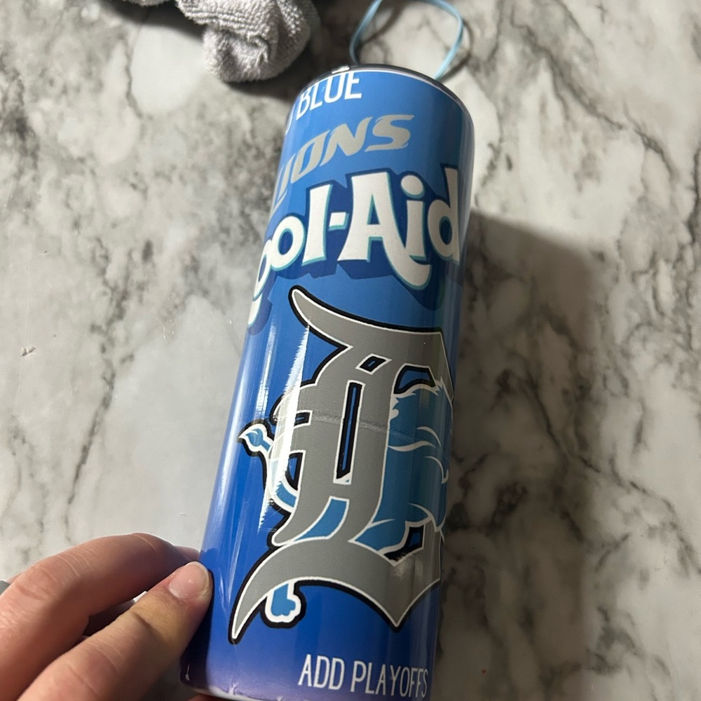Detroit Lions Honolulu Blue Kool Aid 20oz skinny tumbler